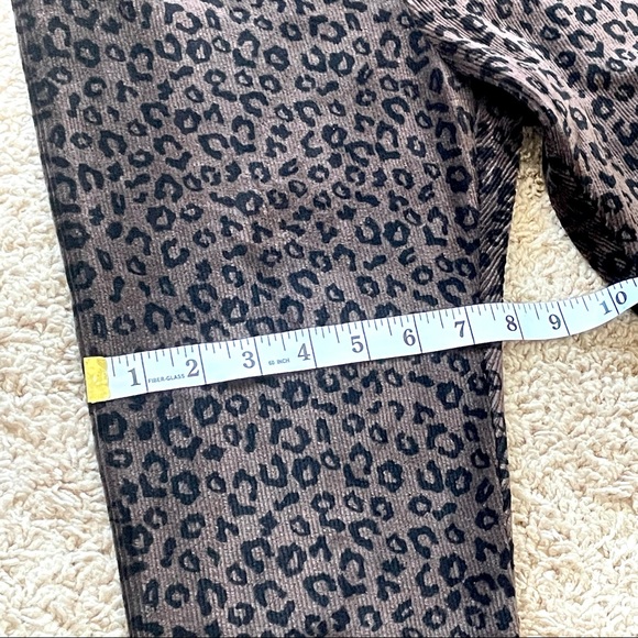 Khakis & Co Suave Women’s Knit Corduroy Leggings Leopard Print Espresso Petite S - Picture 15 of 16